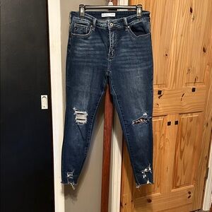 KanCan Dark Blue Distressed Skinny Jeans outfit